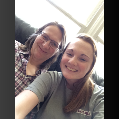 Hannah and Sue selfie on the couch